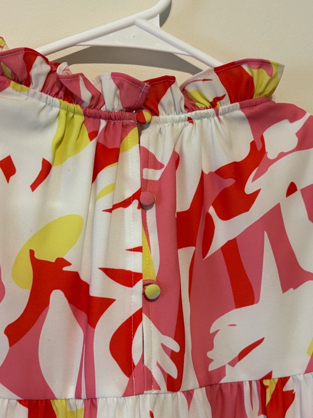 CROSBY by Mollie Burch Pink Floral Tiered Graduation Ruffle Dress Size Small - Picture 9 of 11